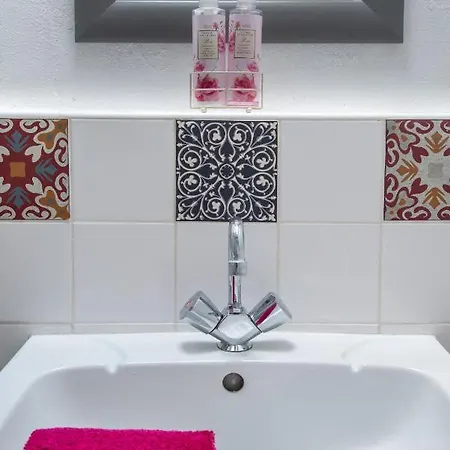 Rose Barn - Adorable Country With Private Pool