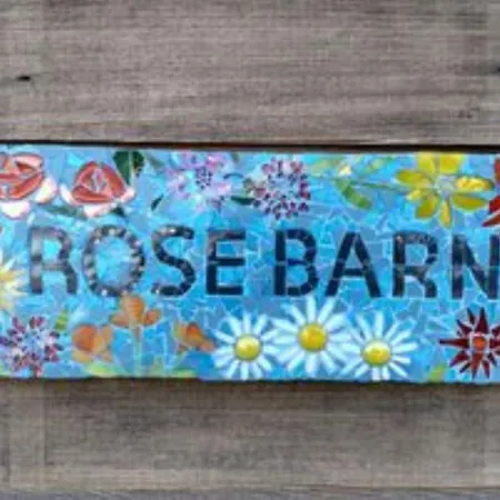 וילה Rose Barn - Adorable Country With Private Pool