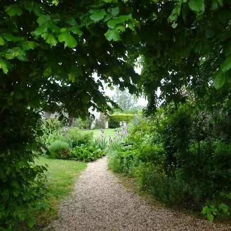 Rose Barn - Adorable Country With Private Pool וילה